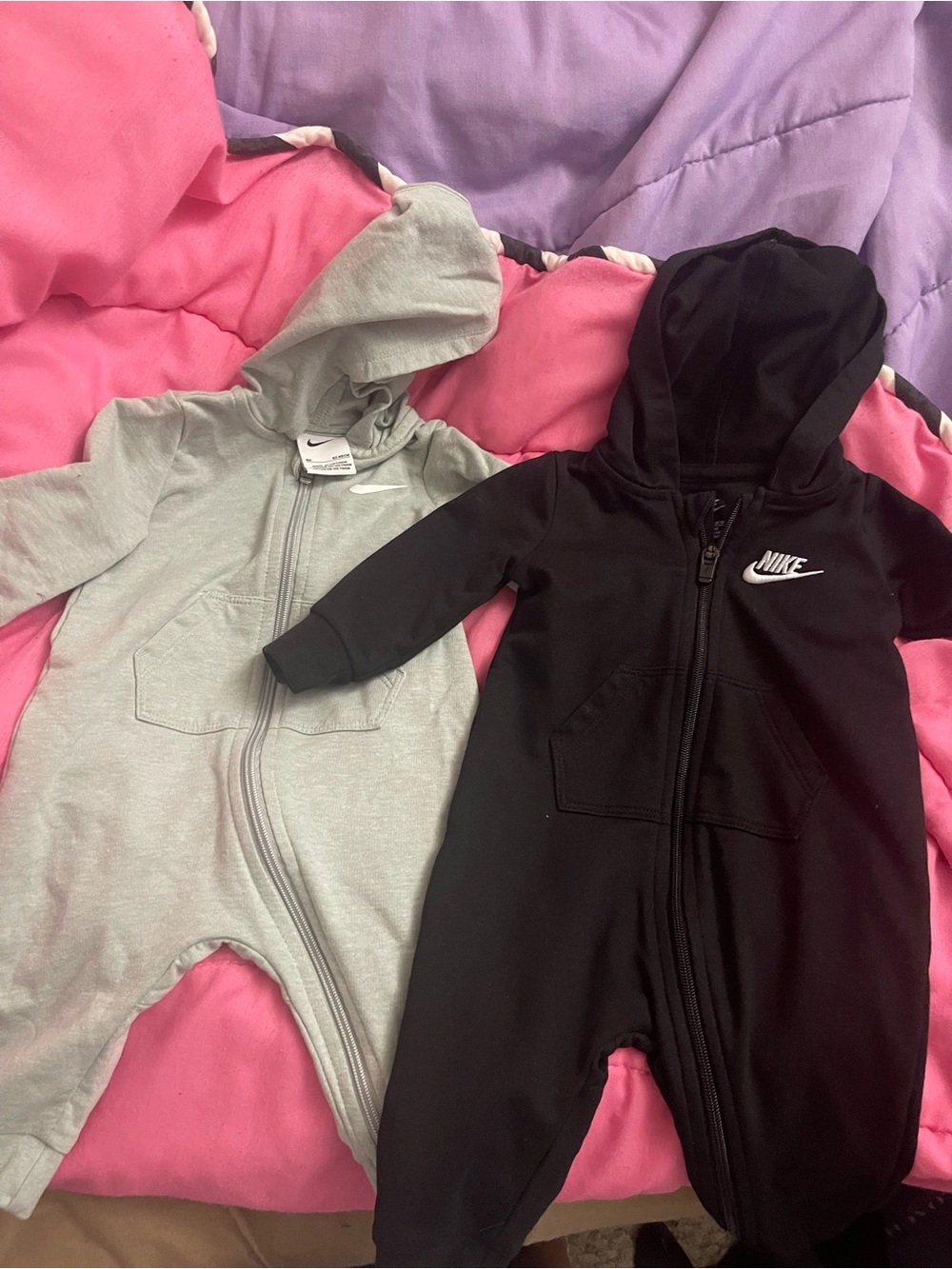 2 Nike Baby Hooded One-Piece